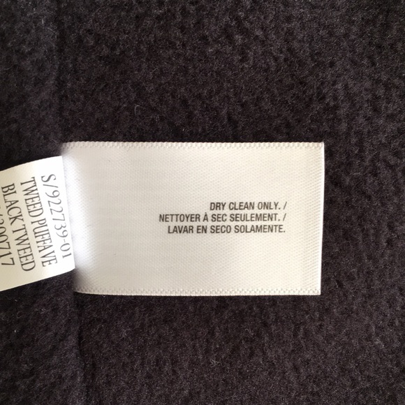 Old Navy Tweed Puffer Vest, size Small 🖤 - Picture 12 of 13